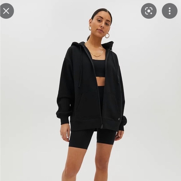 2 piece tna set (zip up hoodie & sweatpants) - Picture 2 of 8